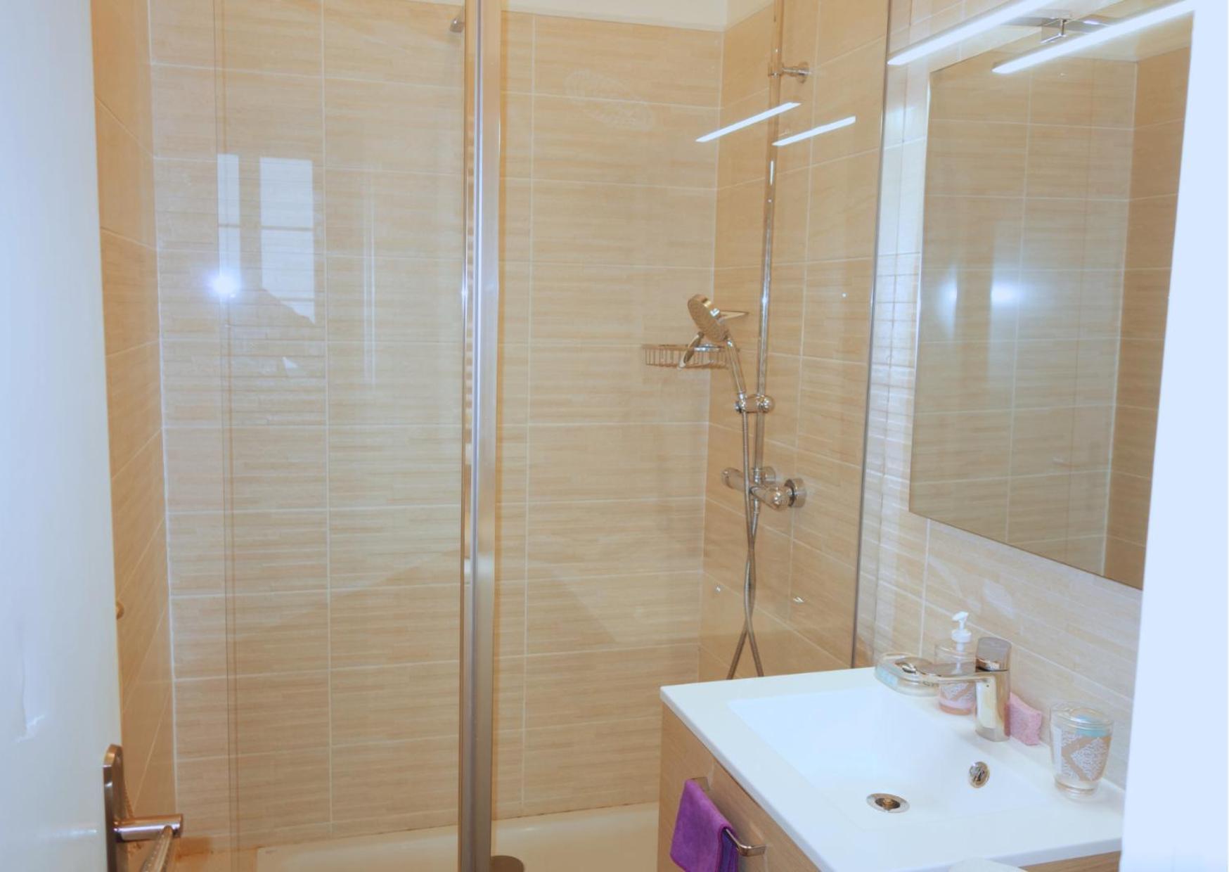 Le Petit Nid Douillet De Jeje Apartment Bayonne Ngoại thất bức ảnh